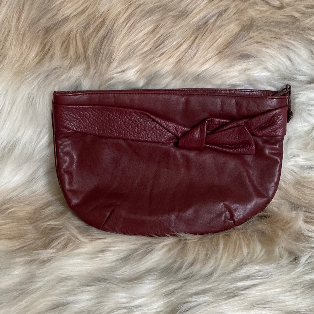 Vintage Contessa leather clutch